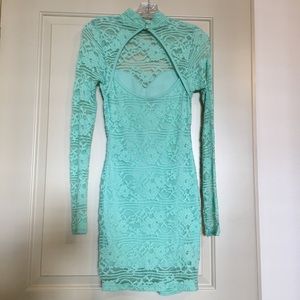 green lace long sleeve dress